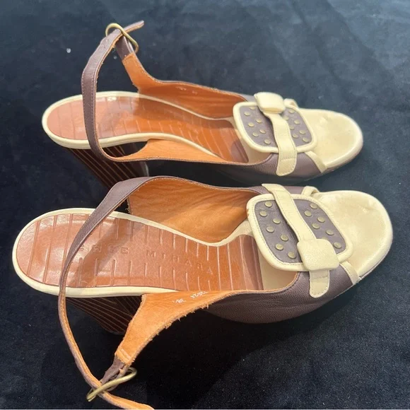 Chie Mihara Vintage Style Leather Slingback Block Heel Shoes Size 38.25 or US 7 - Picture 3 of 8